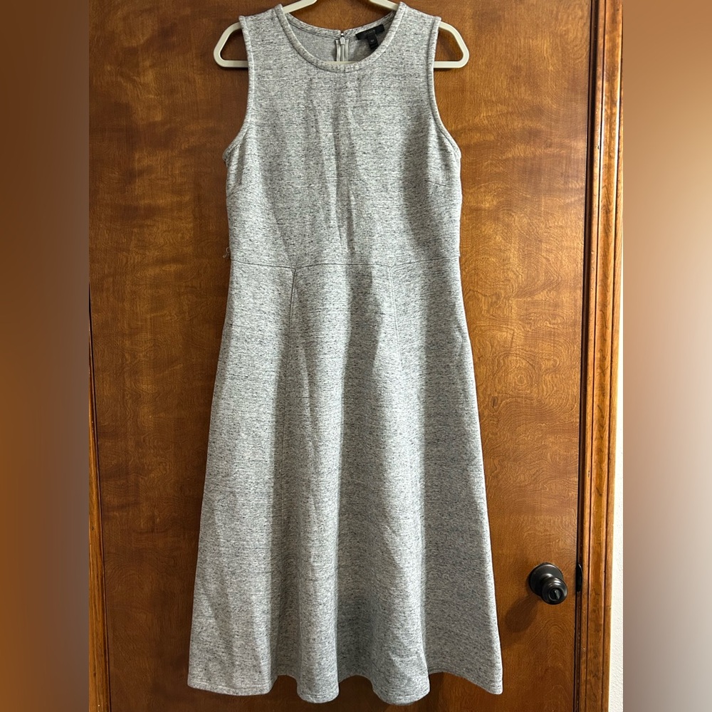 Elegant Gray Sleeveless Dress